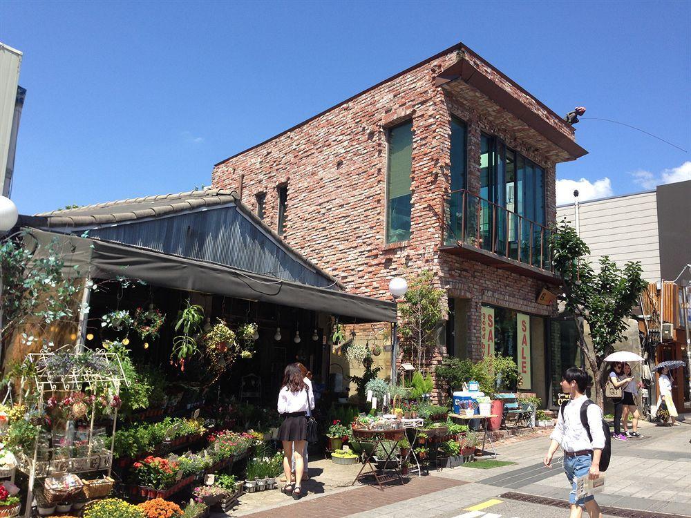 24 Guesthouse Insadong Seoul Bagian luar foto