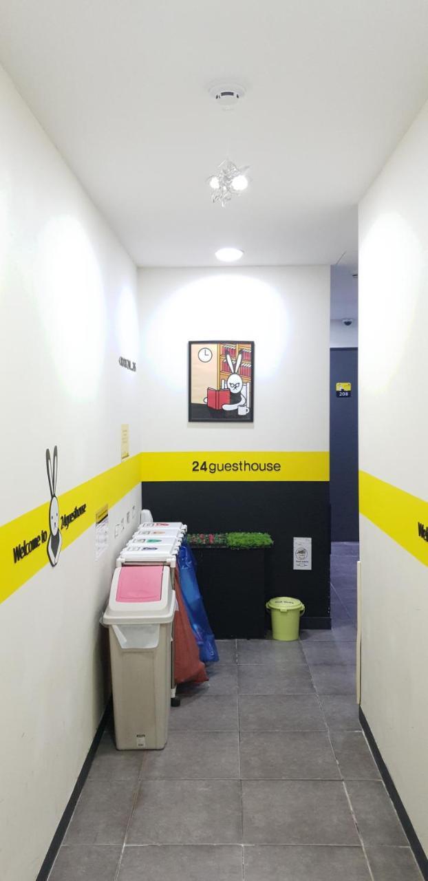 24 Guesthouse Insadong Seoul Bagian luar foto